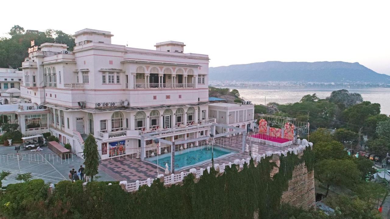 Hotel Merwara Estate- A Luxury Heritage Resort Ajmer Bagian luar foto