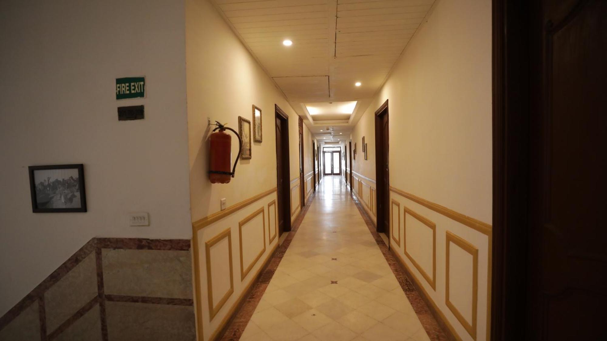 Hotel Merwara Estate- A Luxury Heritage Resort Ajmer Bagian luar foto