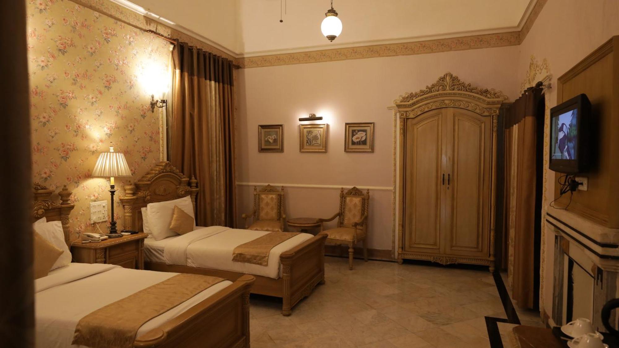 Hotel Merwara Estate- A Luxury Heritage Resort Ajmer Bagian luar foto